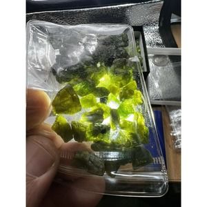 250Ct Epidote Crystal Raw Transparent 2-5Ct Dark Green Gemstone